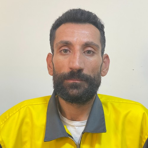 اکبر غلامی